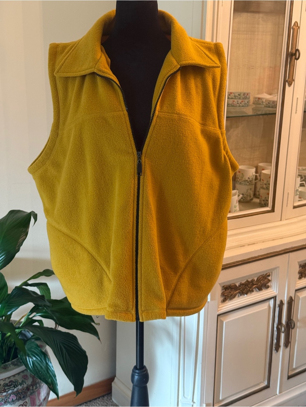 Liz Claiborne Mustard Fleece Zip Vest